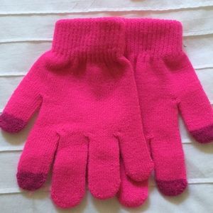 New tech touch gloves